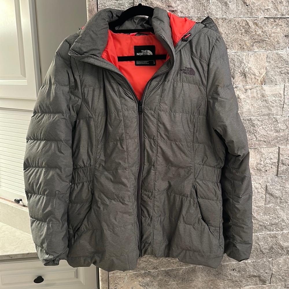 North Face Gotham Puffer Coat. Size Large.